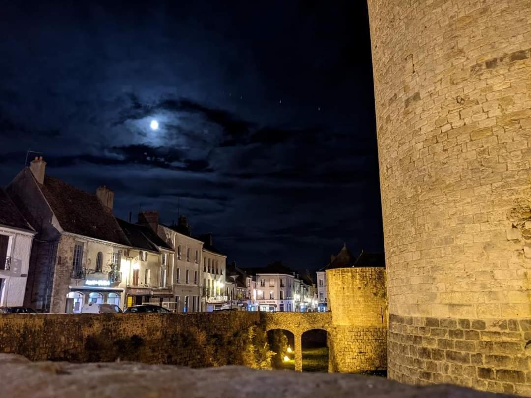 Chambre d'hôte du Château Dourdan Ngoại thất bức ảnh