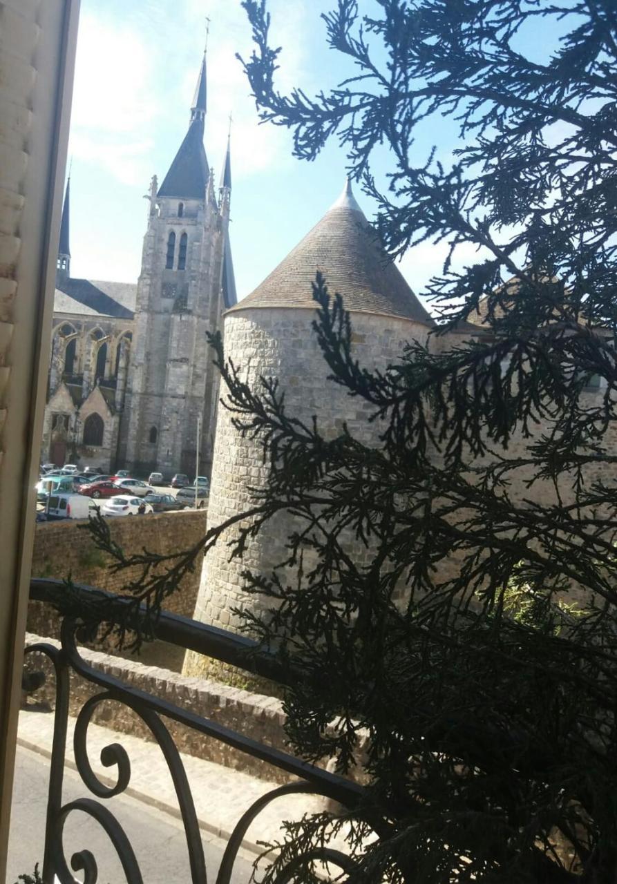 Chambre d'hôte du Château Dourdan Ngoại thất bức ảnh